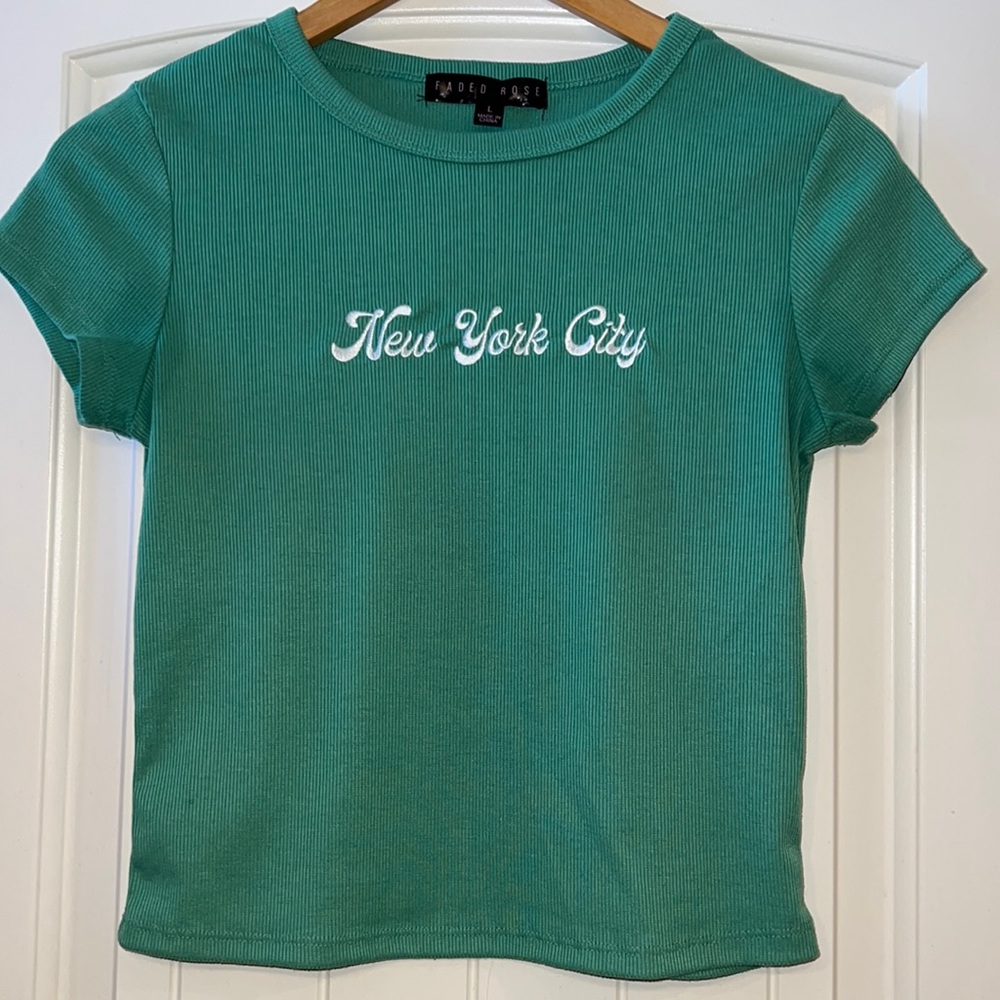 Women’s junior size large shirt